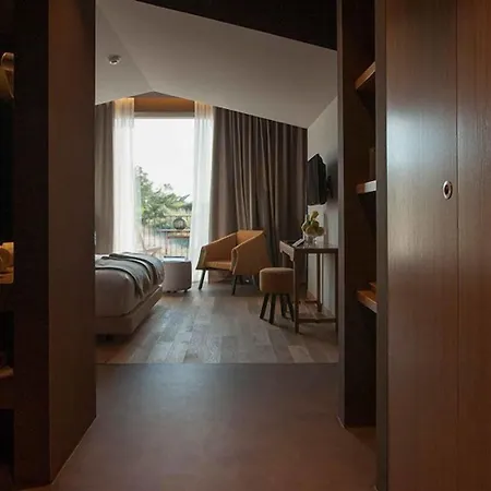 Vale D'azenha Rural & Residences Hotel