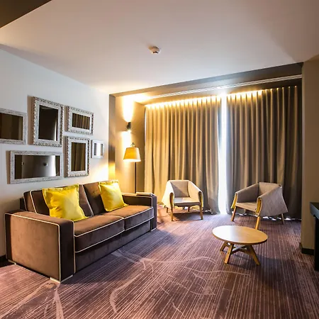 Ξενοδοχείο Vale D'azenha Rural & Residences 4*