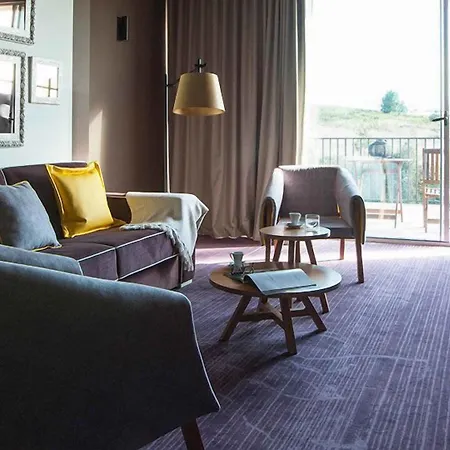 Vale D'azenha Rural & Residences Hotel