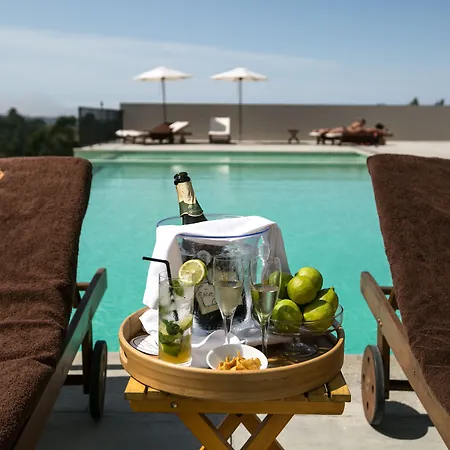 Vale D'azenha Rural & Residences アルコバサ