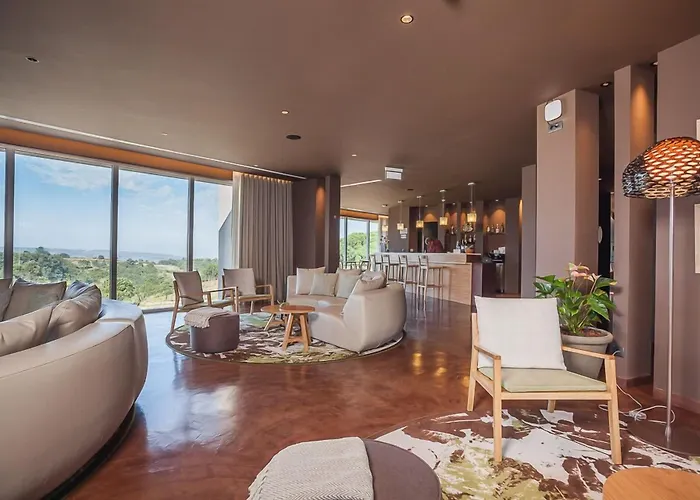 Vale D'azenha Rural & Residences אלקובאקה