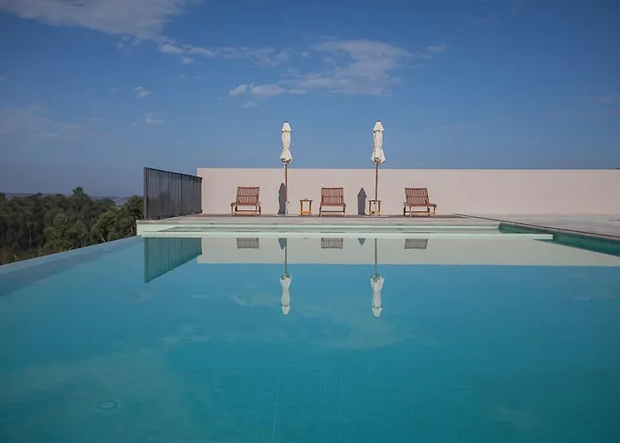 Vale D'azenha Rural & Residences Hotell 4*