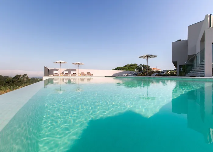 Vale D'azenha Rural & Residences Hotell 4*